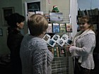 «До книжкових пірамід»