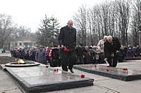 Урочистий мітинг за участю ветеранів війни, представників трудових колективів, учнівської і студентської молоді Дзержинського району