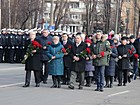 Ритуал покладення квітів до меморіального комплексу, запалення факелів біля монумента «Перемога», урочиста хода, ушанування пам’яті криворіжців-учасників бойових дій у Пам’ятній дзвіниці на честь загиблих воїнів
