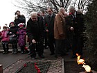 Урочисті мітинги та покладення квітів до братських могил та пам’ятних знаків з нагоди 70-ої річниці визволення України від фашистських загарбників у Дзержинському районі міста