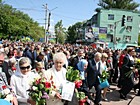 Урочиста хода до меморіалу у районний парк