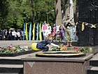 Святкова хода по пр-т Металургів та по вул. Постишева. Урочистий мітинг у сквер імені 60-річчя Перемоги.