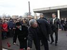 Урочисті церемонії покладання квітів до братських могил та пам'ятного знаку на честь загиблих воїнів з нагоди 73-ї річниці визволення міста Кривого Рогу від нацистських загарбників у Металургійногму районі