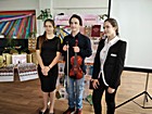 «Стояла я і слухала весну»