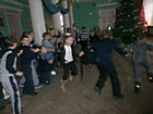 конкурсно-розважальна програма біля ялинки "Новорічне кофетті"