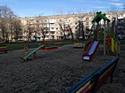 дитячий майданчик