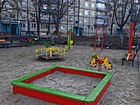 дитячий майданчик